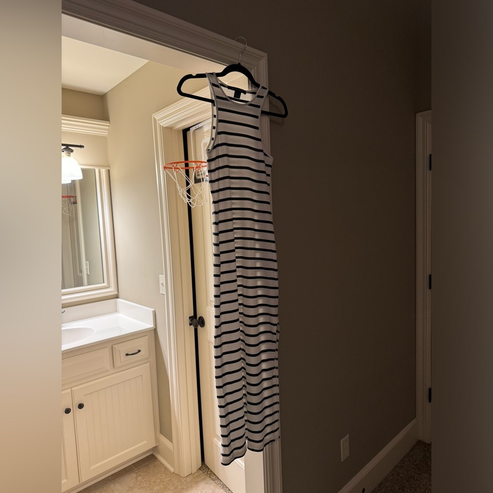 Long, striped dress from French Connection - size Small